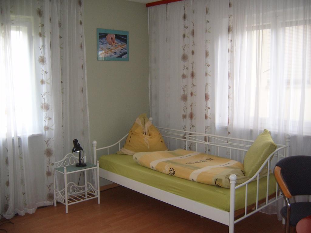 Apartments Svjetlana Langenargen Szoba fotó